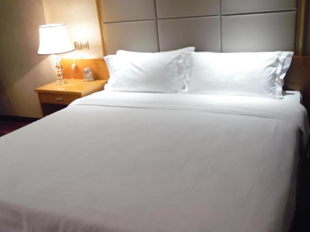 San Jiang Grand Hotel Виентиане Екстериор снимка