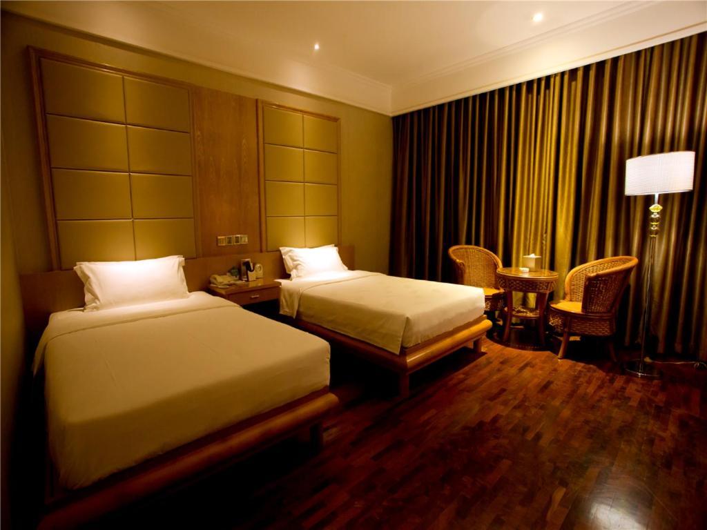 San Jiang Grand Hotel Виентиане Екстериор снимка