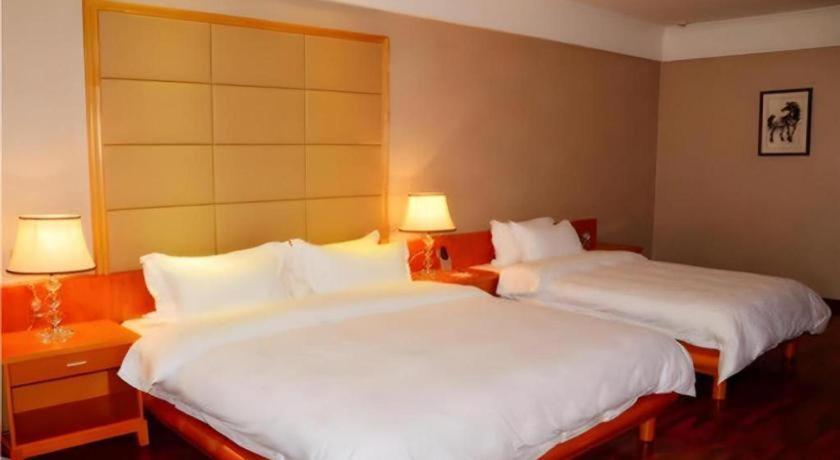 San Jiang Grand Hotel Виентиане Екстериор снимка